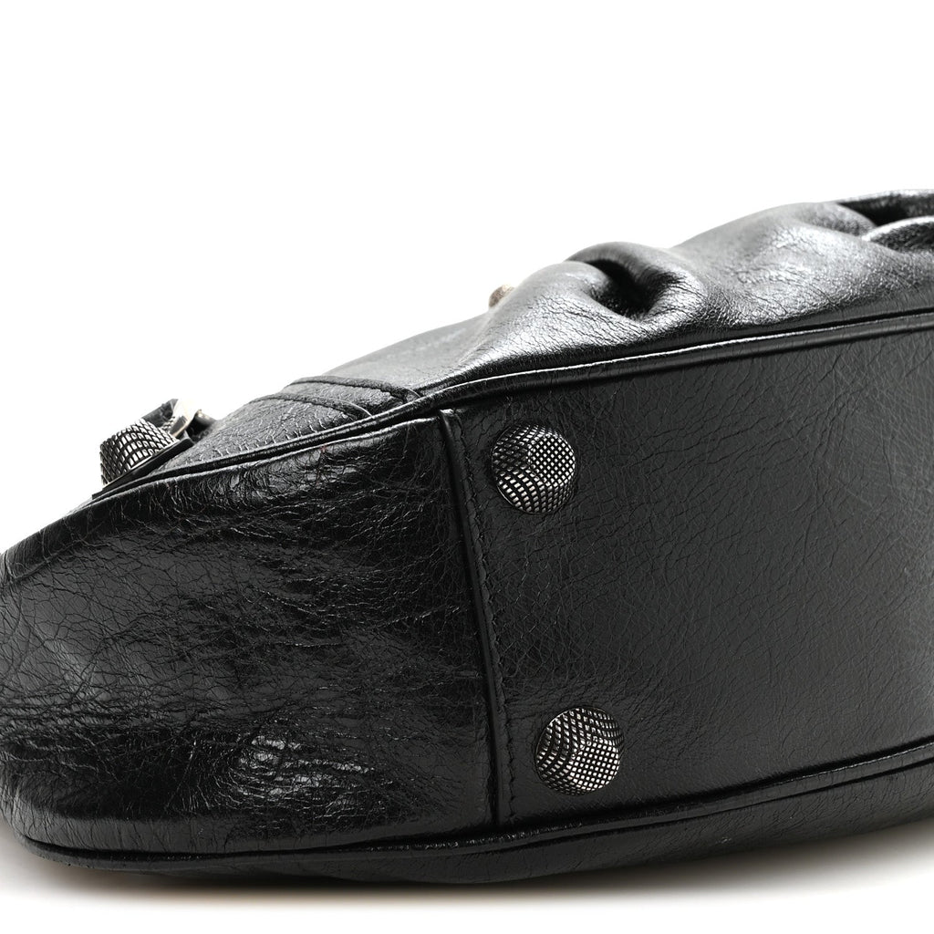 Agneau Arena Small Le Cagole Shoulder Bag Black