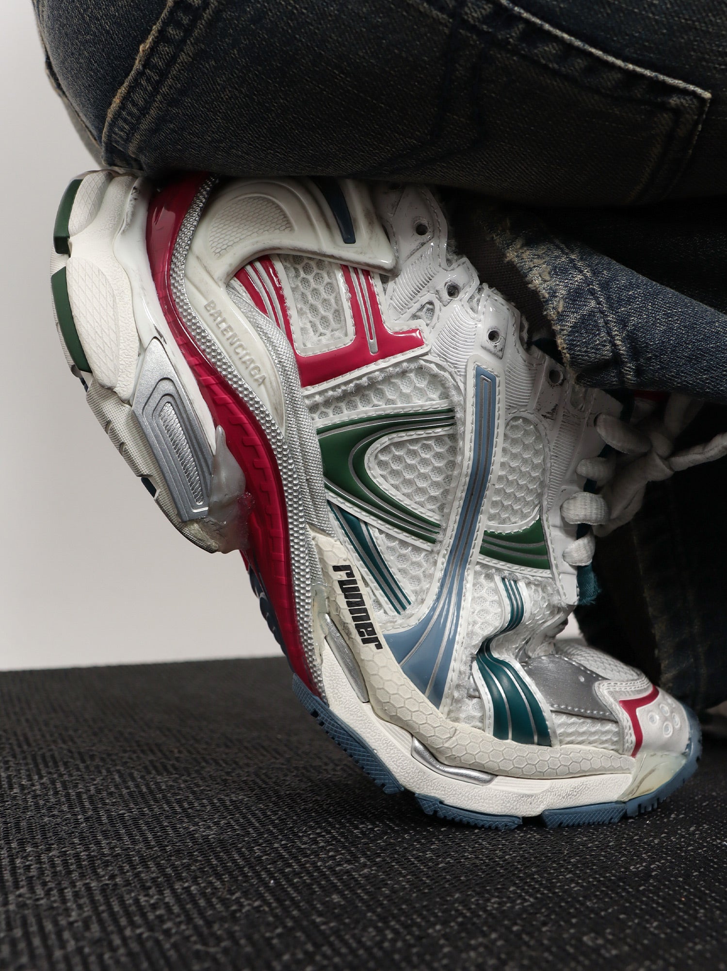 Balenciaga Women Runner Low-Top Mesh Sneakers