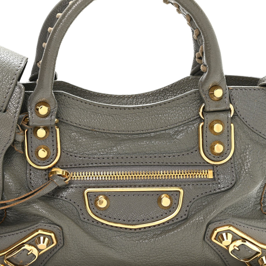 Chevre Gold Metallic Edge Hardware Mini City Gris Acier