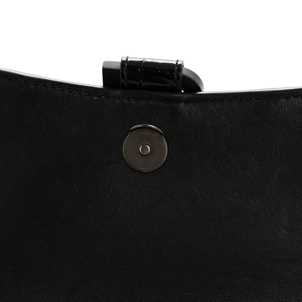 Shiny Calfskin Monochrome Crocodile Embossed Hourglass Chain Bag Black