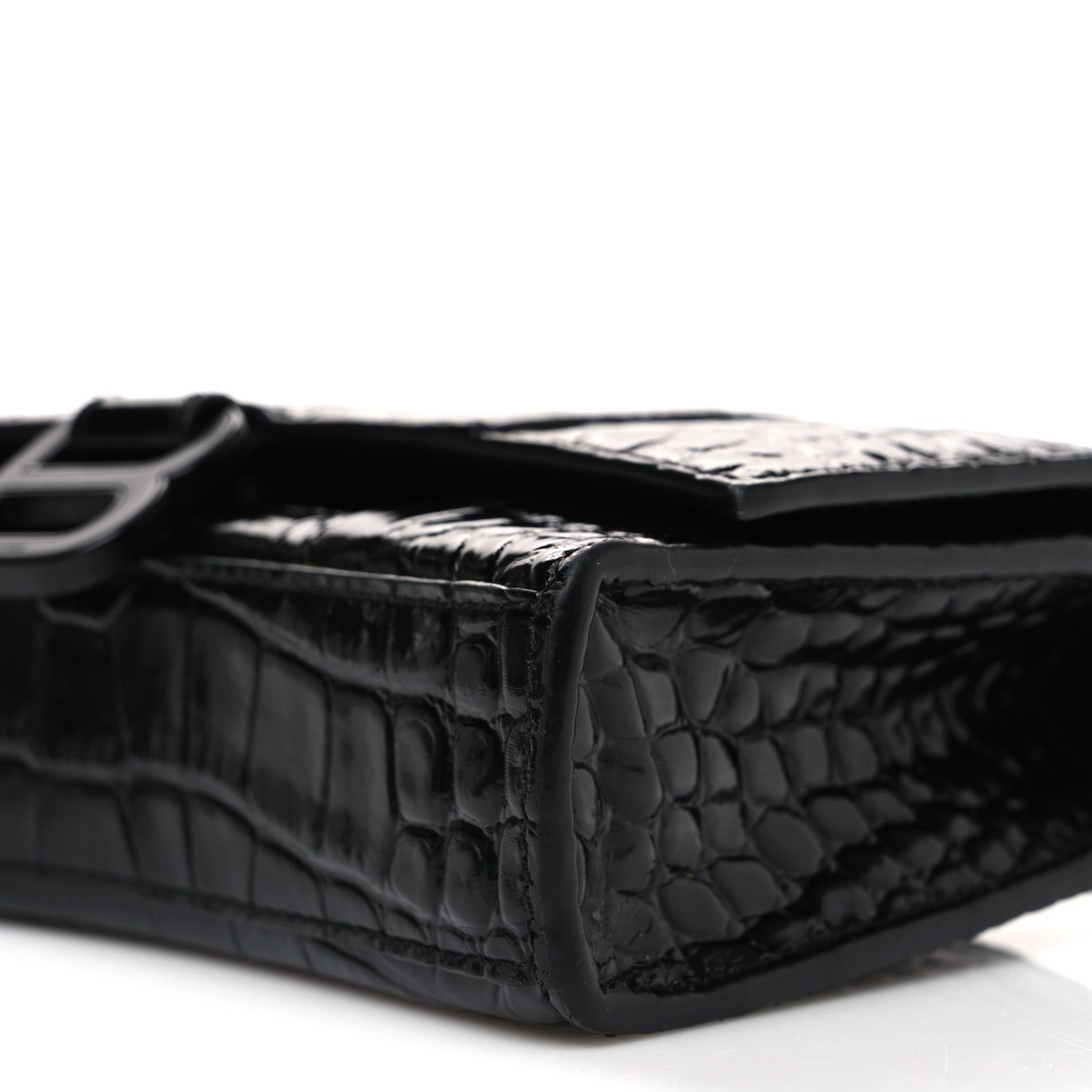 Shiny Calfskin Monochrome Crocodile Embossed Hourglass Chain Bag Black